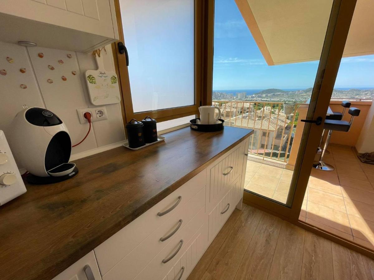 2 Bed Penthouse Apartment - Sea Views - Sleeps 4 Finestrat Exterior foto