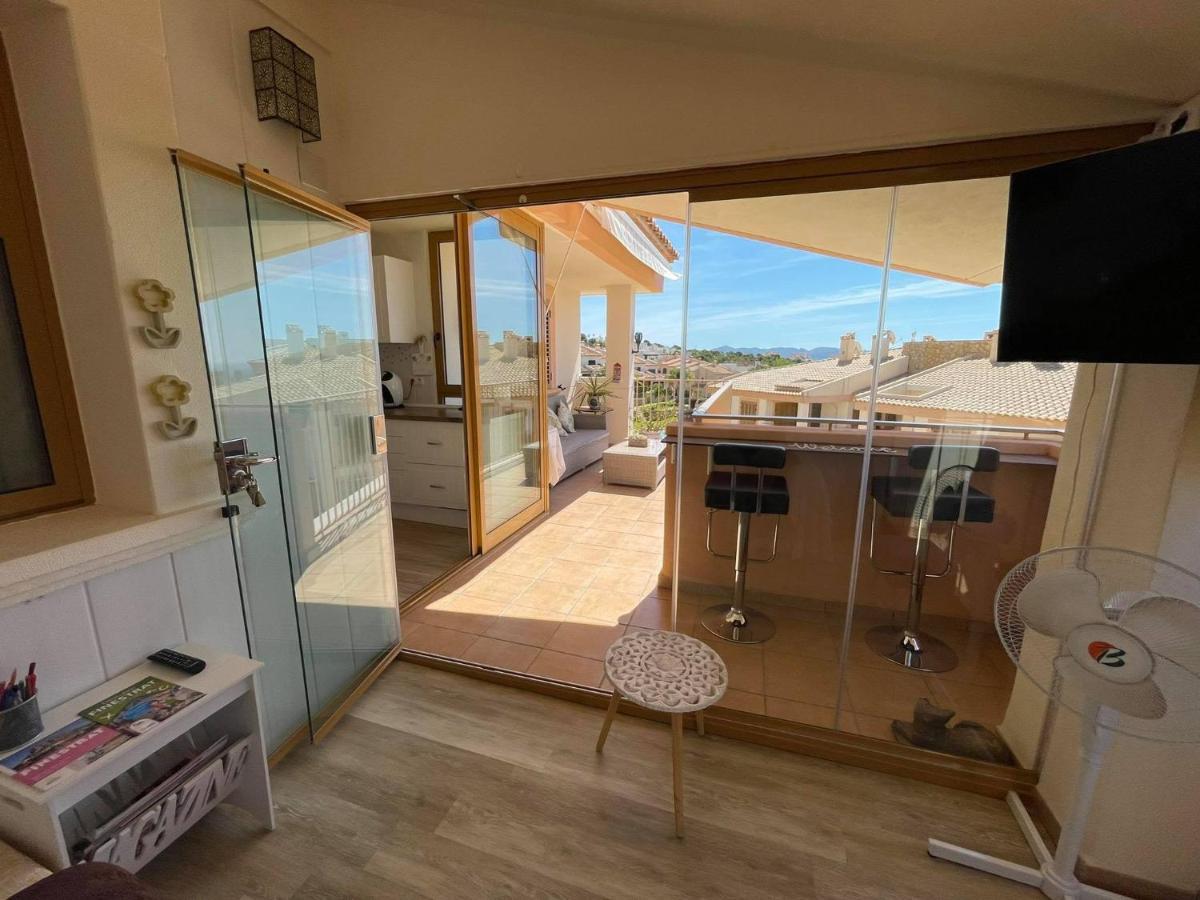 2 Bed Penthouse Apartment - Sea Views - Sleeps 4 Finestrat Exterior foto