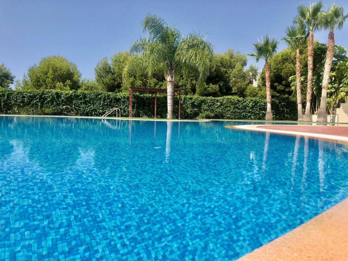 2 Bed Penthouse Apartment - Sea Views - Sleeps 4 Finestrat Exterior foto