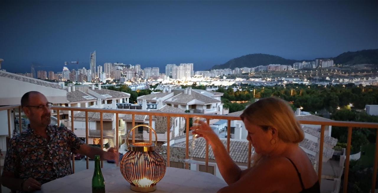 2 Bed Penthouse Apartment - Sea Views - Sleeps 4 Finestrat Exterior foto